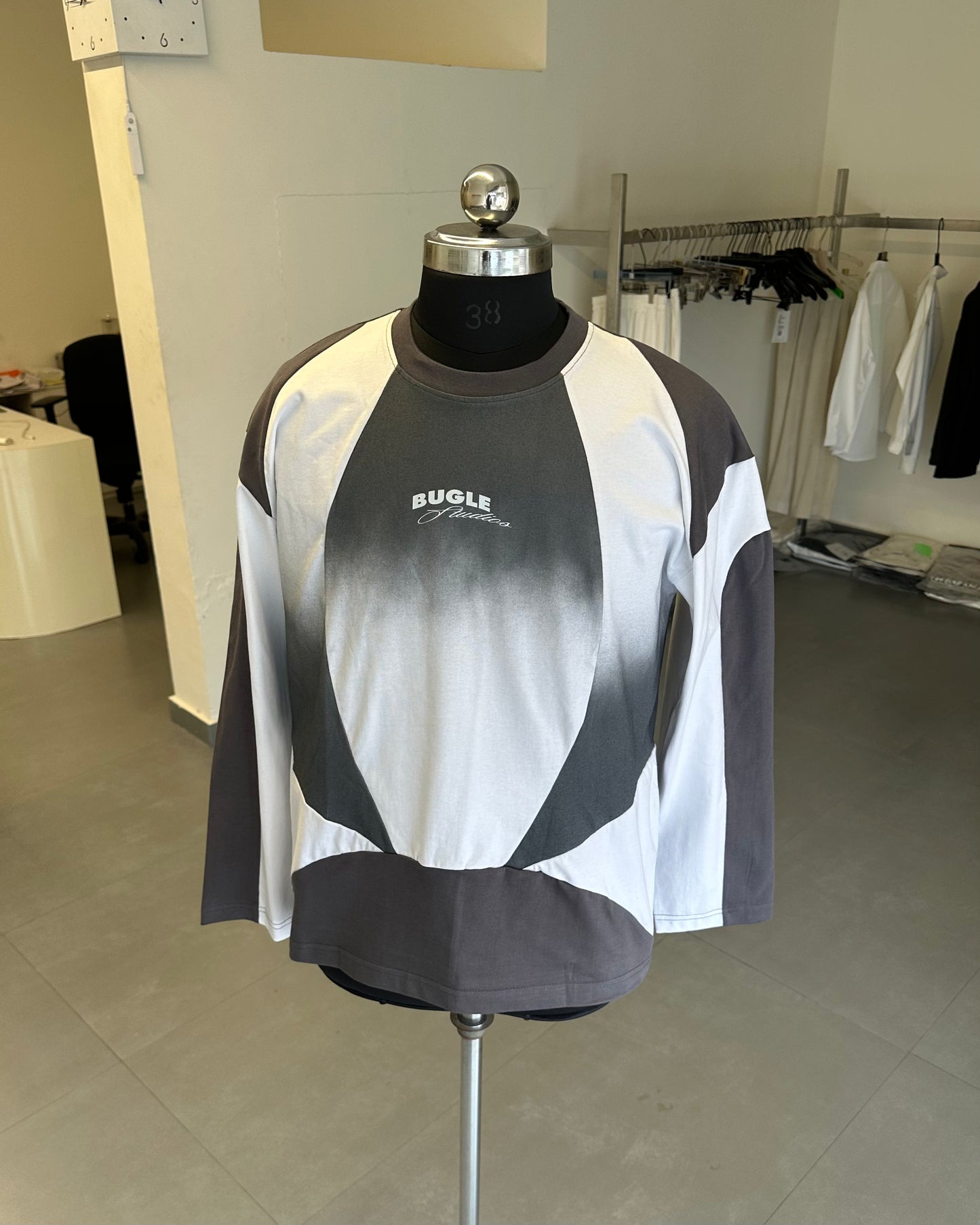 Deconstructed long sleeve
